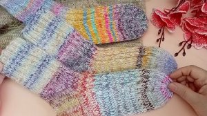 Продвижение по носочкам из остатков и джемперу🌿