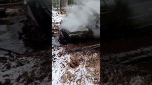 Луаз застрял в болоте лебедится бездорожье off-road