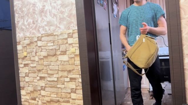 Папа пришёл с работы🤔😻💃