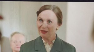 В роли "Экскурсовода" - Виктория Цыганкова. Грачи. Премьера на wink