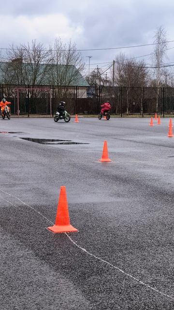 Треня по мотоджимхане