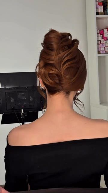 Выгодные рассрочки на товары для самых красивых причёсок на нашем сайте