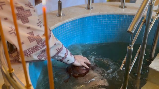 МИТРОПОЛИТ ИГНАТИЙ СОВЕРШИЛ ТАИНСТВО КРЕЩЕНИЯ НА КРЕЩАЛЬНОЙ ЛИТУРГИИ В ТРОИЦКОМ СОБОРЕ (11.04.2026)