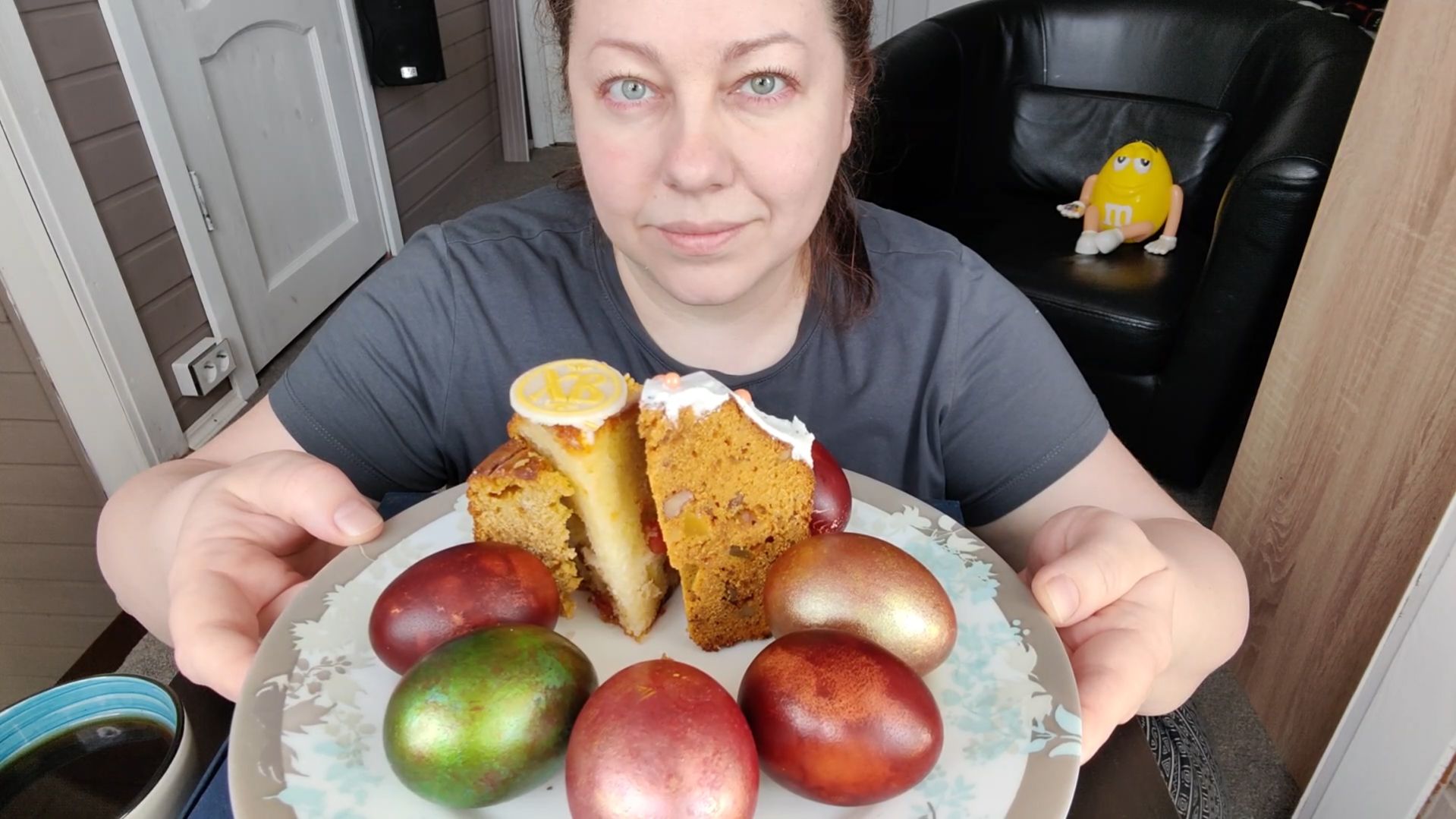 Со Светлой Пасхой! Желаю всем Мира и Добра!!!