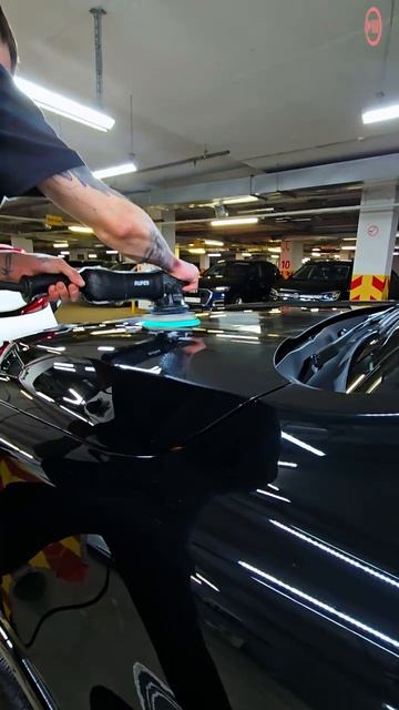 Мойка М3. Полировка капота