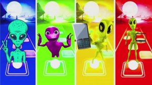 ТАНЦУЮЩИЙ ИНОПЛАНЕТЯНИН — Зеленый Пришелец зажигает под Хайповую Музыку 👽⚡️