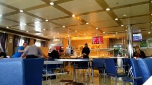 Корабли в шторм.