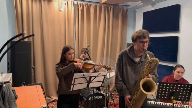 Oni - Mammal Hands (4et Daniil Machnev)