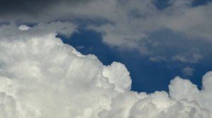 К вечеру решили мясо пожарить и насладились прекрасными облаками.