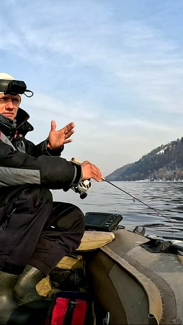 КАК ВЛУПИЛ СУДАК НА ВИБ!!!😲🔥.../ РЫБАЛКА НА ВОЛГЕ В ОТВЕС/ОТКРЫТИЕ СЕЗОНА/ЛОВЛЯ СУДАКА