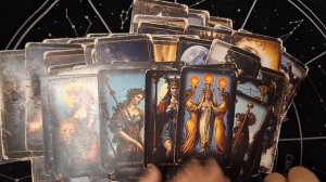 ТАРО РАСКЛАД\ КТО КАКИЕ ПЛАНЫ ВЫНАШИВАЕТ НАСЧЕТ ВАС ?!