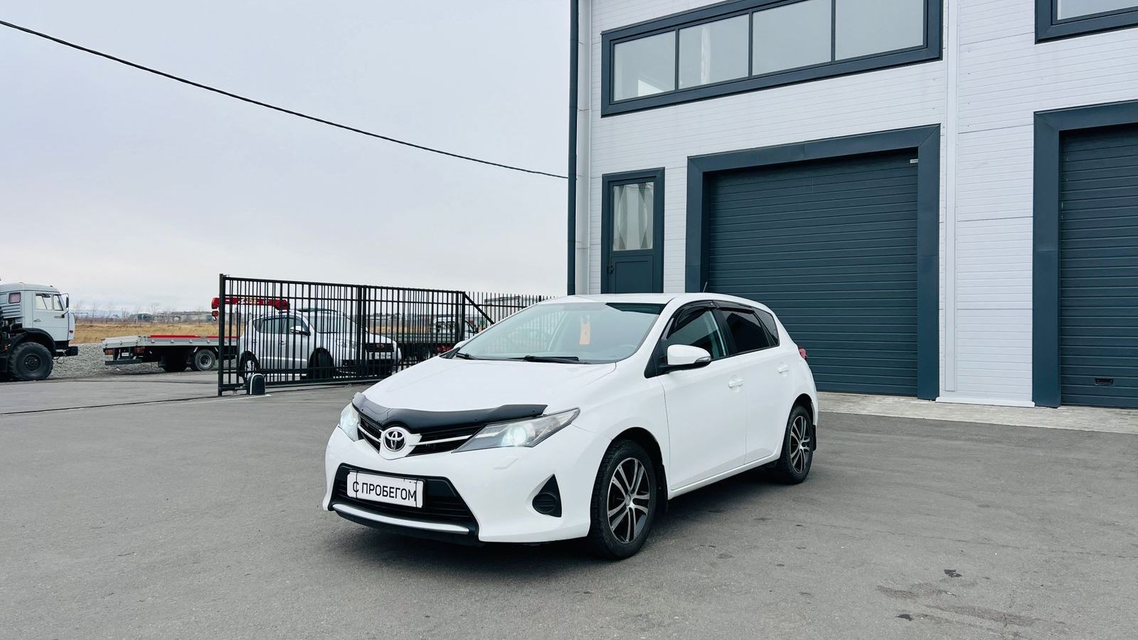 Toyota Auris, 2014 год