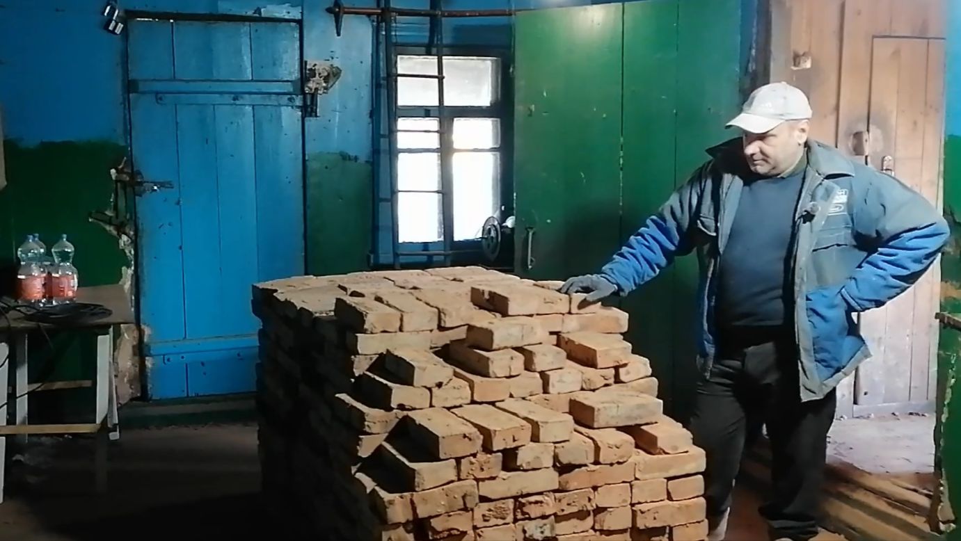 Складирование кирпича #восстановление_дома