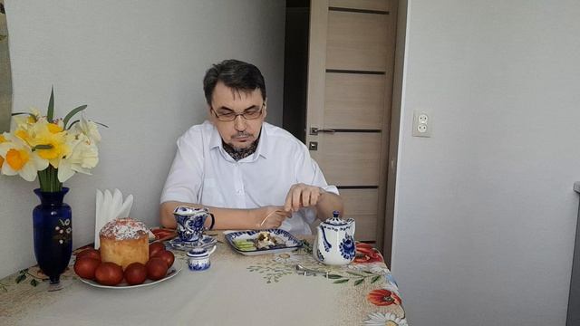 Пасхальный завтрак. История, как джигит отхлестал плёткой пенсионеров. 12.04.2026 смотреть онлайн