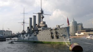 «Крейсер Аврора», муз. В. Шаинского,  сл. М. Матусовского  «Крейсер Аврора»