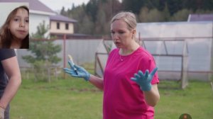 смотрю чадо из ада  и осуждаю