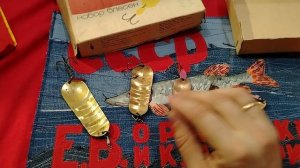 ИНТЕРЕСНЫЙ НАБОР БЛЕСЕН ПЕЛЛА ИЗ СССР ЗАВОД ПО БЛЕСНА, ЧТО ЖЕ ВНУТРИ ЭТОГО НАБОРА.