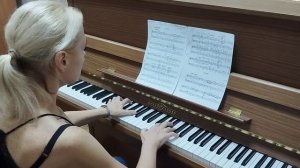 БАХ Ф.Э. МЕНУЭТ ФА-МИНОР разбор