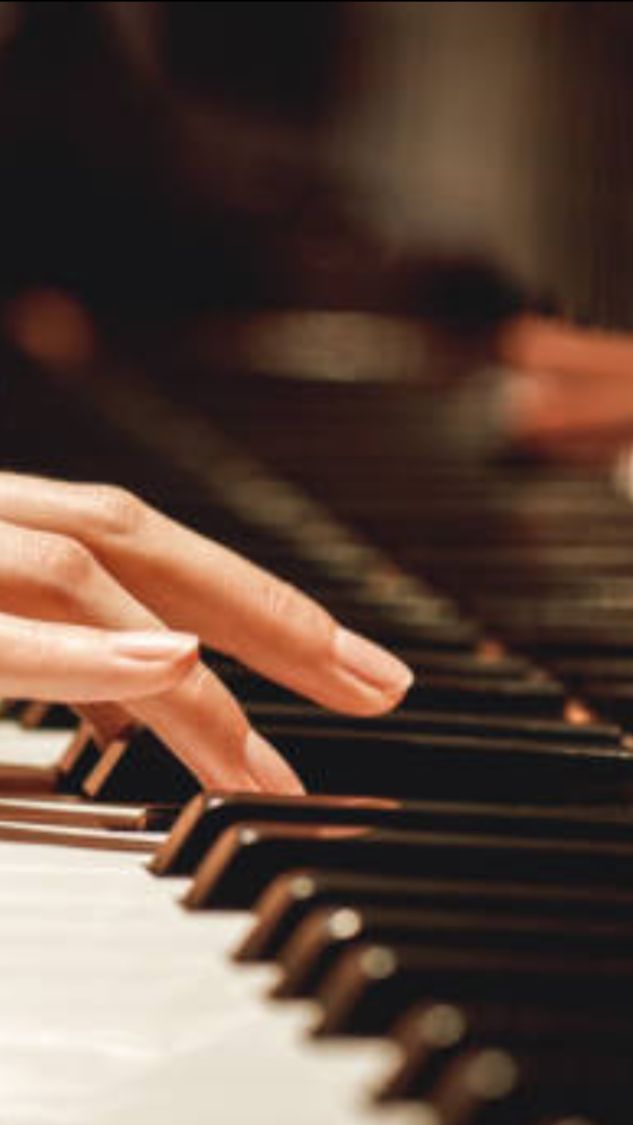 Gibran Alcocer — Idea 33