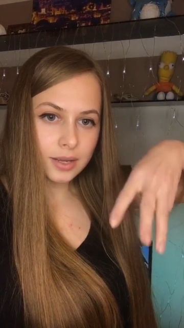 Учу жестовый язык. Учу всех , если вам нравится как я преподаю то поддержите меня, поставьте лайк