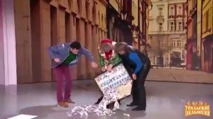 Помогли бабушке 🤣
#юмор #смех #уральскиепельмени