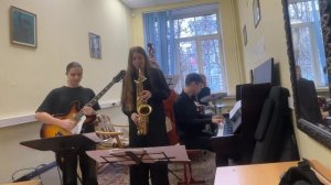 «Пятеро В Потоке» “Nothing Serious” («Ничего Серьезного»)  Roy Hargrove (Рой Харгрув)