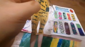 Распаковка бумажных сюрпризов часть 21.mp4