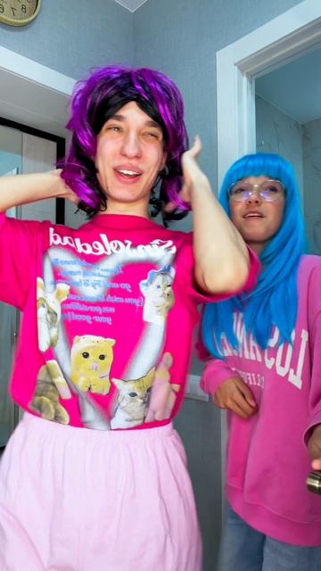 Китайка и злые подруги😂😆