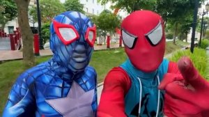 КОМАНДА ЧЕЛОВЕКА-ПАУКА ПРОТИВ КОМАНДЫ ЗЛОДЕЕВ || КТО ТАКОЙ НАСТОЯЩИЙ СУПЕРГЕРОЙ ...??