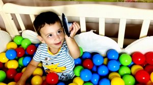 Эрик придумал новую игру.