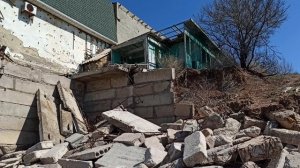 Пляж в Николаевке (Крым), 2026г. Небольшой, но есть. А море? Всегда лучшее)