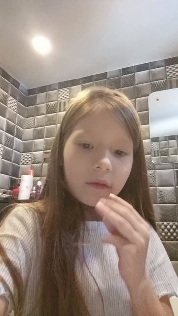 поздравляю вас всех с праздником 🤍🤍🥰