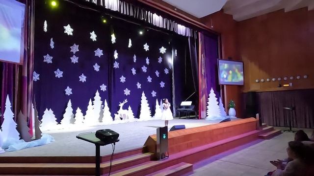 МАЛЕНЬКОЙ ЁЛОЧКЕ ХОЛОДНО ЗИМОЙ г. Изобильный