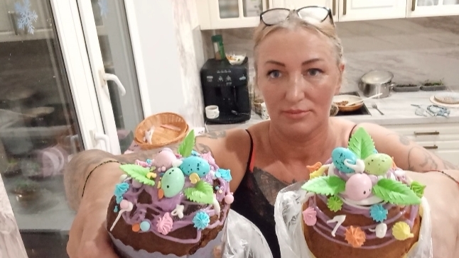 11-04-26 2 Покрасила яйца украсила куличи  Подготовка к Пасхе