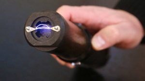 Отчим убил младенца и попытался воскресить его электрошокером