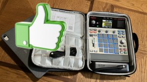 AKAI MPC Sample: Case and Accessories