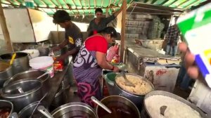 Самая тяжелая в мире тарелка индийской уличной еды.