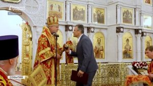 В Клинцах Светлую Пасху горожане встретили в Богоявленском соборе