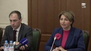 В Правительстве КЧР обсудили подготовку к летнему детскому отдыху