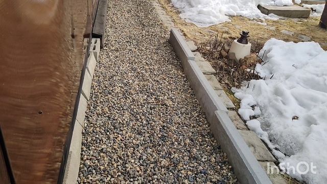 11-13 апреля. Река пошла, похолодало.