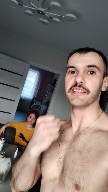 Хочу оставить усы🤣