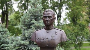 В 15 школах Армавира появятся памятники Героям Советского Союза