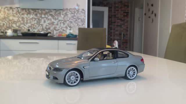 Обзор модели BMW M3 E92 в масштабе 1:18 от Motormax
