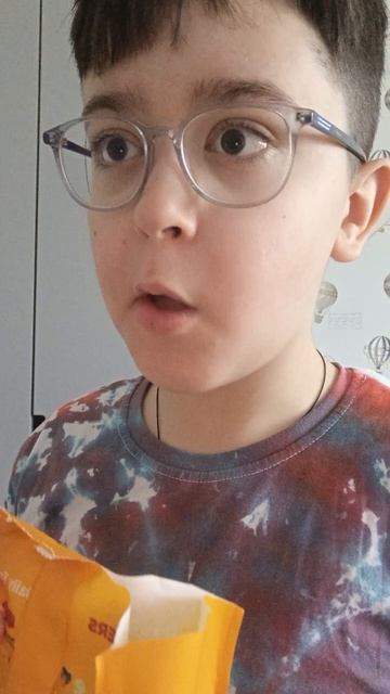 Хомяк делает обзоры (идея не моя)