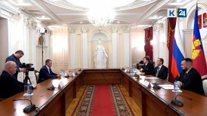 Кондратьев встретился с участниками проекта подготовки кадров «Время героев»