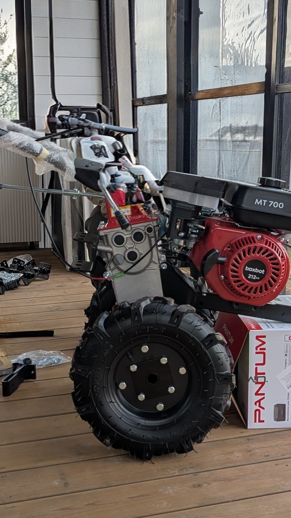 Хотела щебень, а приехал  культиватор!