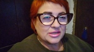 Кто-то отдыхает, а кто-то и работает😉