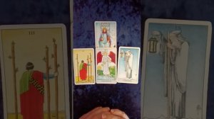 Таро расклад для Тельцов на май 2026 года