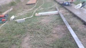 Как зафиксировать профтрубу для зачистки