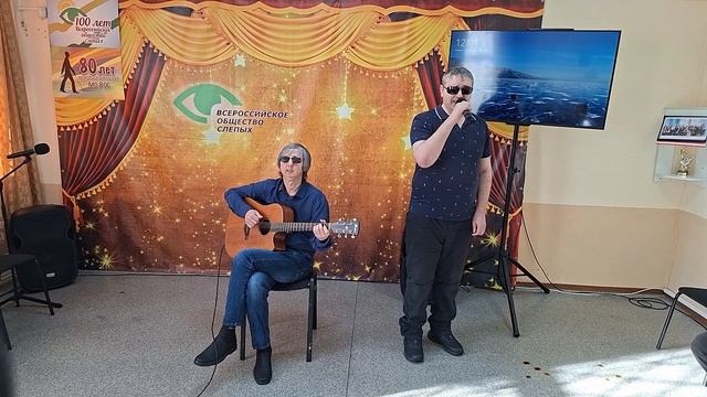 ПЕТЛЮРА - "Платье белое". Кавер. Исполняет Влад Леонтьев, гитара Вадим Хусаинов.